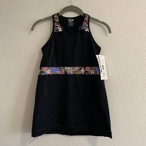 NWT De Sotto Femme Carrera Loose Fit Running Top Black with Floral Accent Size L